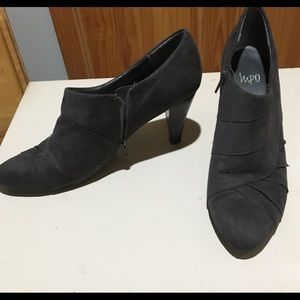 Grey Suede bootie shoe 3” heel